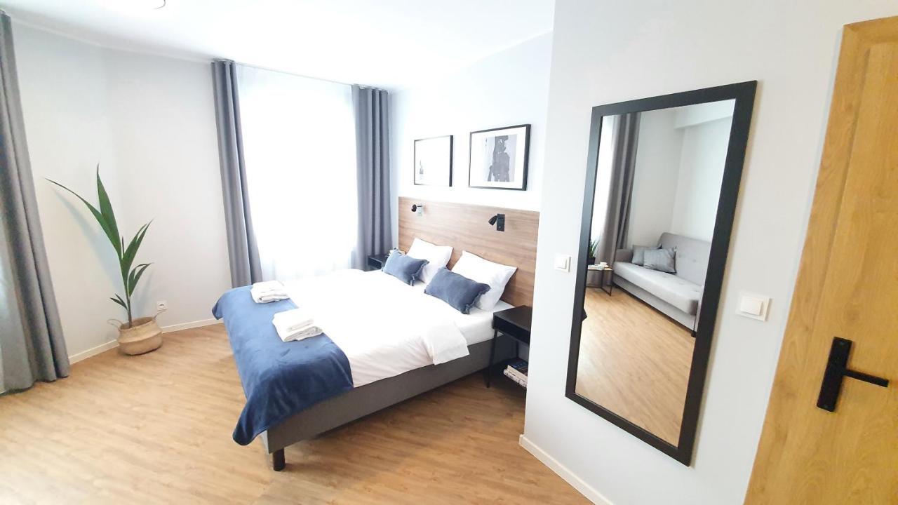 Sleep Port B&B - Bezplatny Parking グダニスク エクステリア 写真
