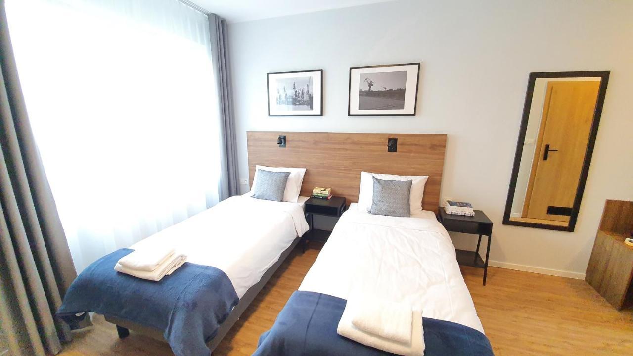 Sleep Port B&B - Bezplatny Parking グダニスク エクステリア 写真