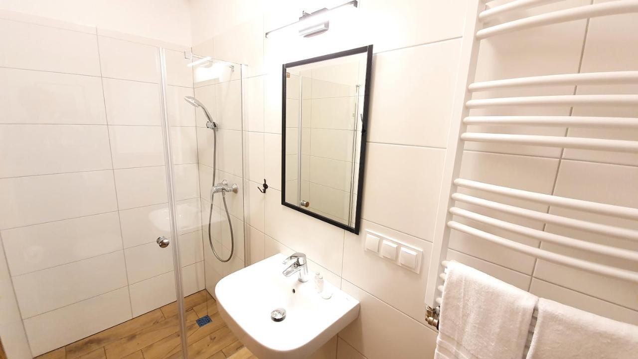 Sleep Port B&B - Bezplatny Parking グダニスク エクステリア 写真