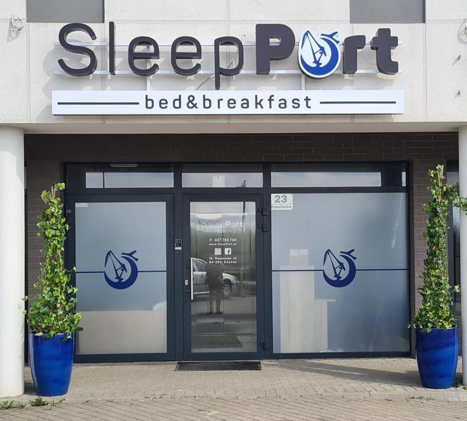 Sleep Port B&B - Bezplatny Parking グダニスク エクステリア 写真